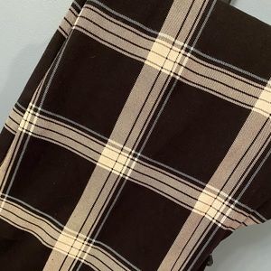 Torrid plaid leggings. Black with tan and aqua blue details. Size 3. NWT